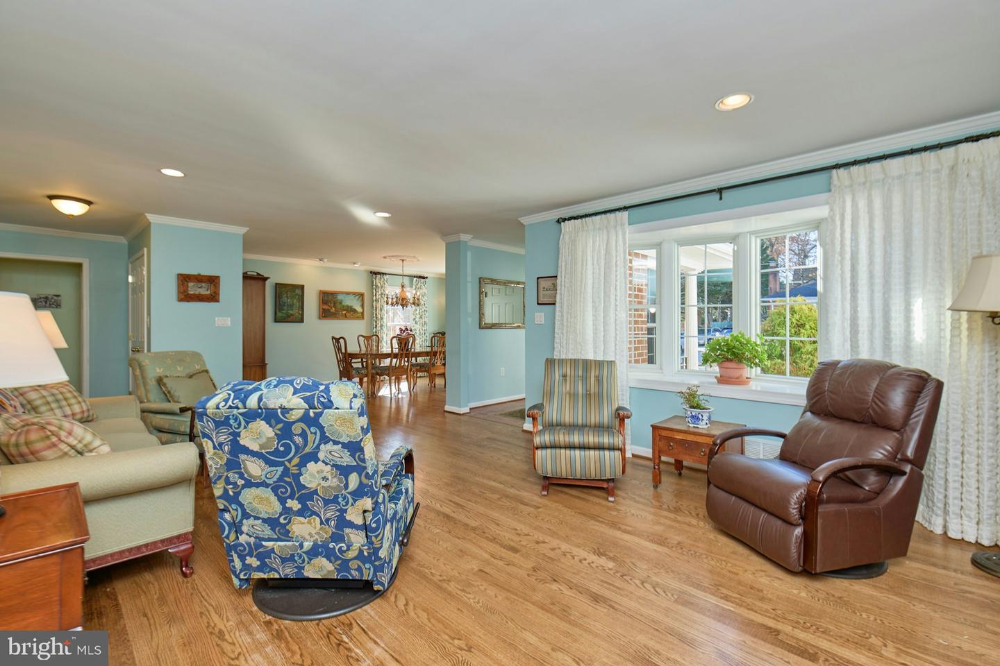 3032 CRANE DR, FALLS CHURCH, Virginia 22042, 3 Bedrooms Bedrooms, ,3 BathroomsBathrooms,Residential,For sale,3032 CRANE DR,VAFX2278504 MLS # VAFX2278504