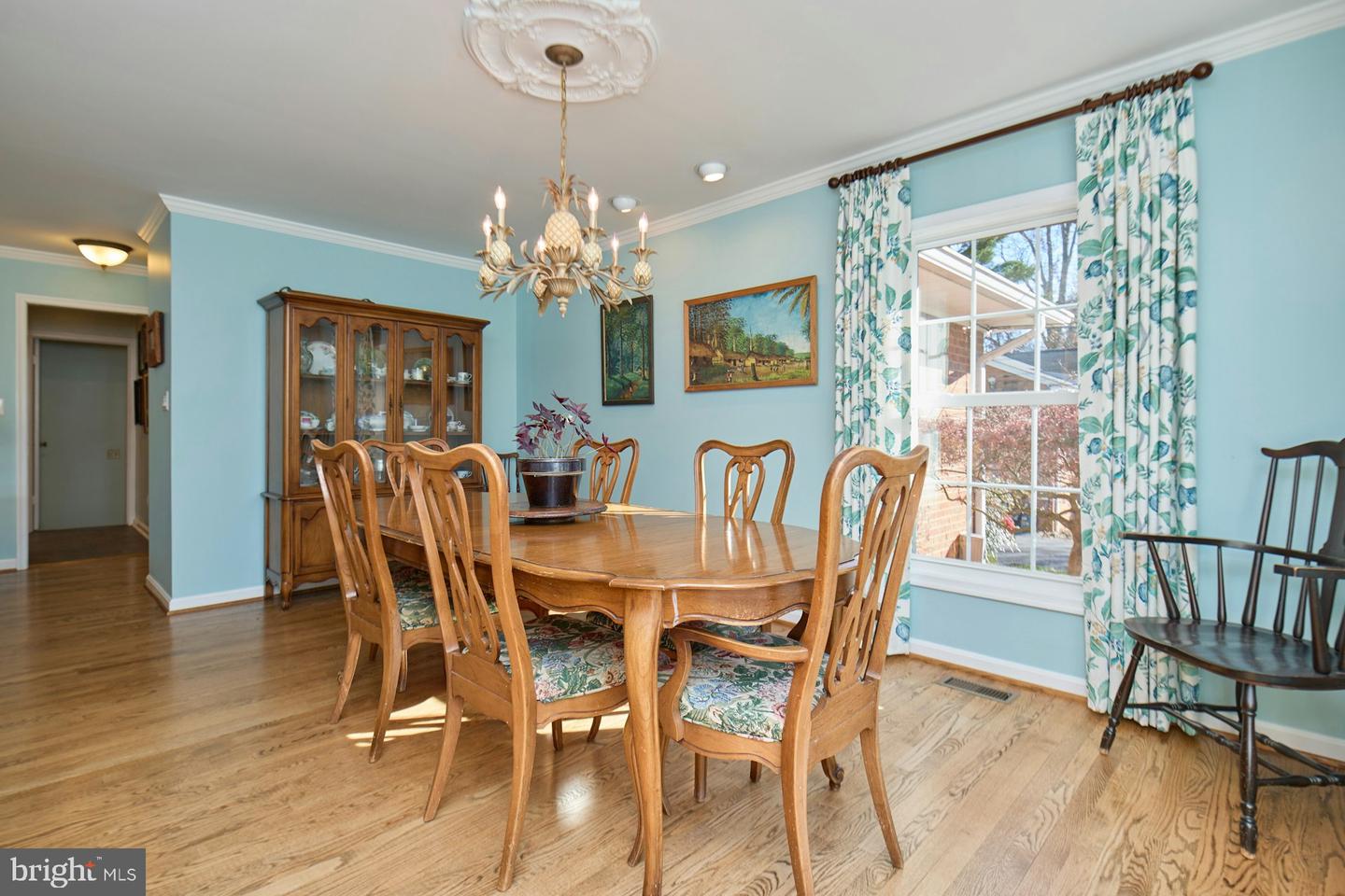 3032 CRANE DR, FALLS CHURCH, Virginia 22042, 3 Bedrooms Bedrooms, ,3 BathroomsBathrooms,Residential,For sale,3032 CRANE DR,VAFX2278504 MLS # VAFX2278504