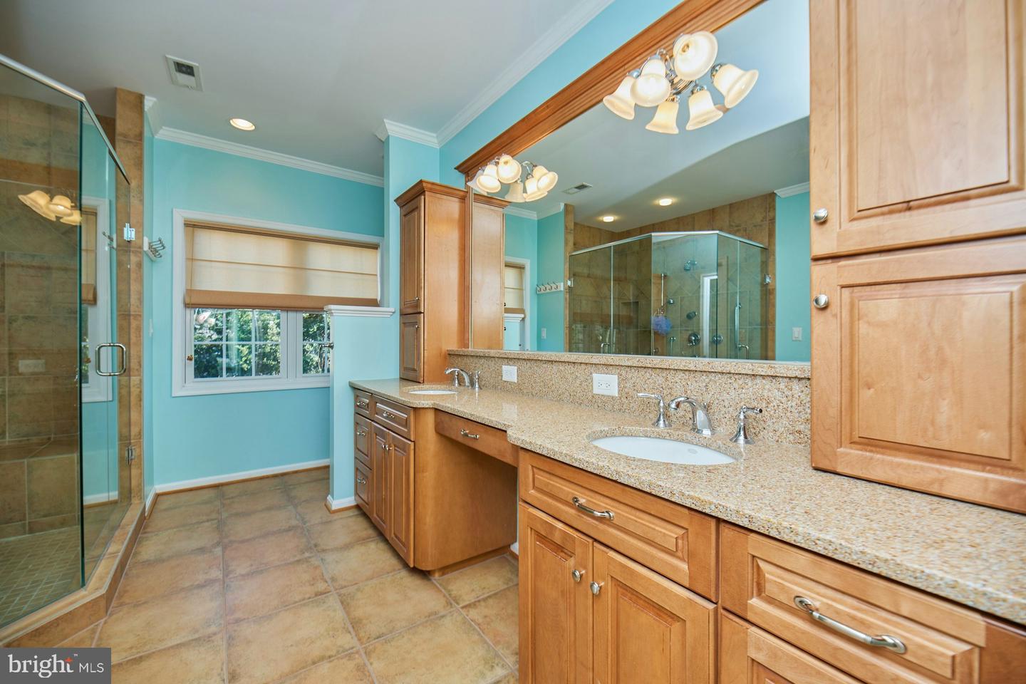 3032 CRANE DR, FALLS CHURCH, Virginia 22042, 3 Bedrooms Bedrooms, ,3 BathroomsBathrooms,Residential,For sale,3032 CRANE DR,VAFX2278504 MLS # VAFX2278504