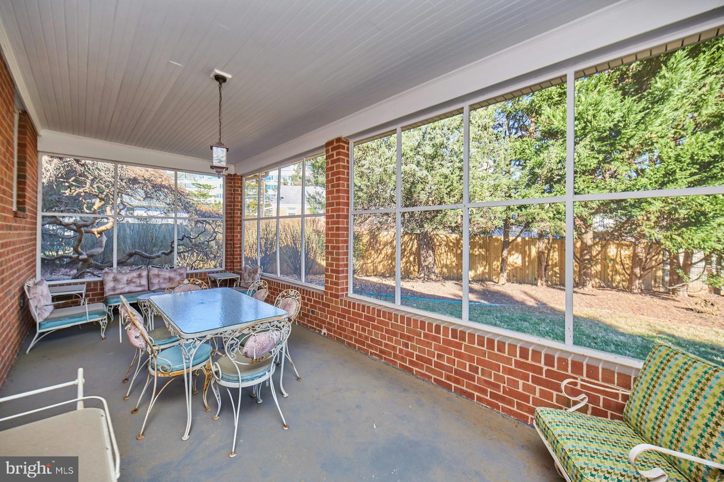 3032 CRANE DR, FALLS CHURCH, Virginia 22042, 3 Bedrooms Bedrooms, ,3 BathroomsBathrooms,Residential,For sale,3032 CRANE DR,VAFX2278504 MLS # VAFX2278504