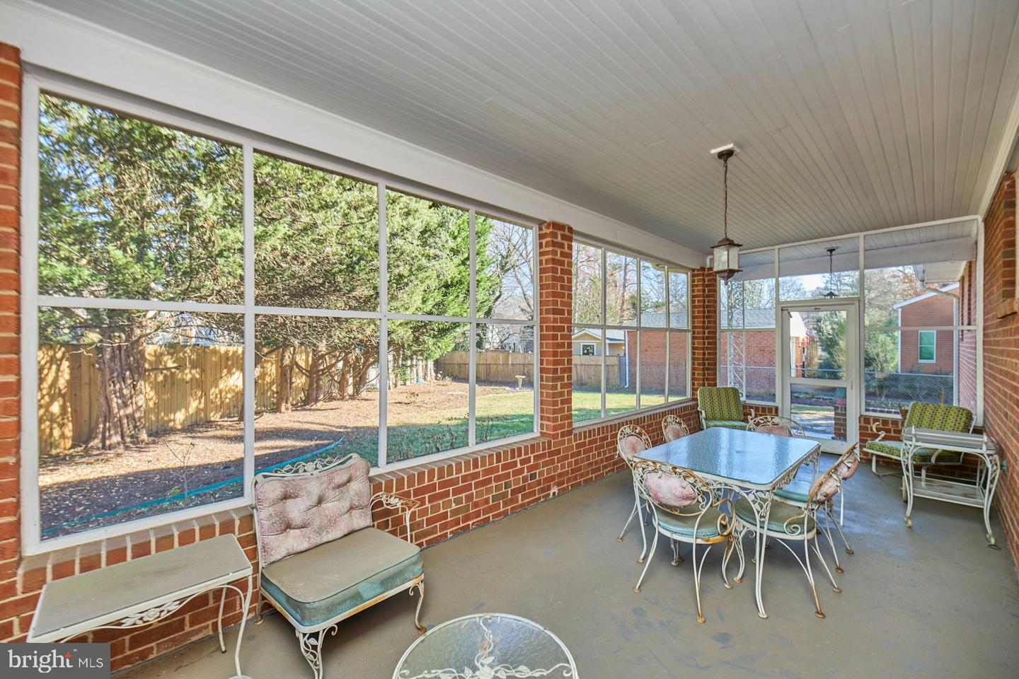 3032 CRANE DR, FALLS CHURCH, Virginia 22042, 3 Bedrooms Bedrooms, ,3 BathroomsBathrooms,Residential,For sale,3032 CRANE DR,VAFX2278504 MLS # VAFX2278504