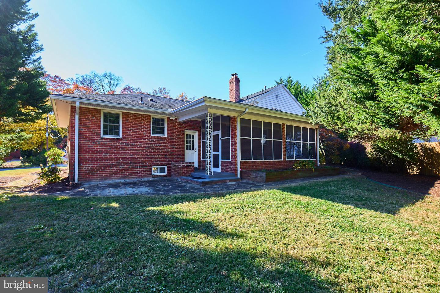 3032 CRANE DR, FALLS CHURCH, Virginia 22042, 3 Bedrooms Bedrooms, ,3 BathroomsBathrooms,Residential,For sale,3032 CRANE DR,VAFX2278504 MLS # VAFX2278504