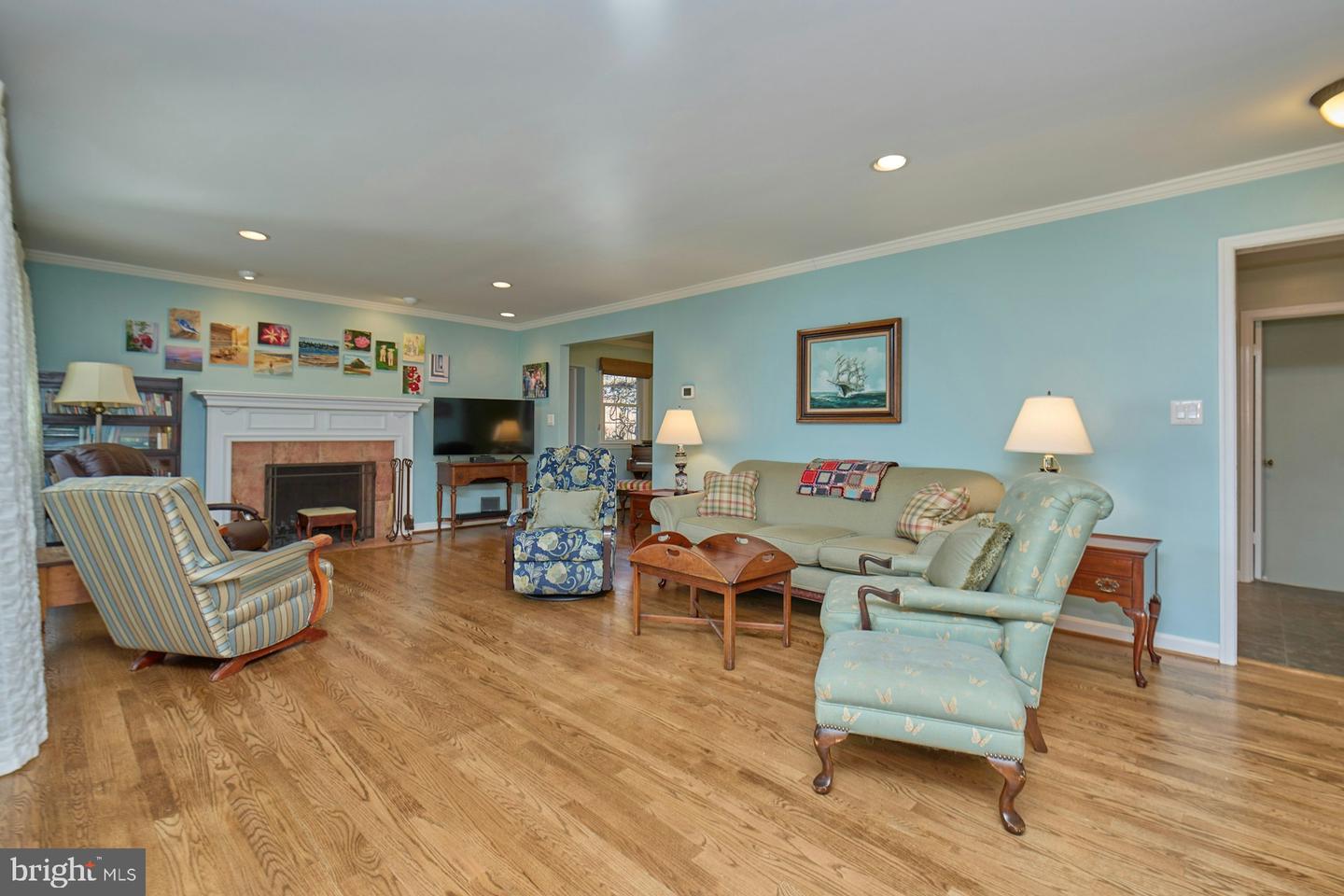 3032 CRANE DR, FALLS CHURCH, Virginia 22042, 3 Bedrooms Bedrooms, ,3 BathroomsBathrooms,Residential,For sale,3032 CRANE DR,VAFX2278504 MLS # VAFX2278504