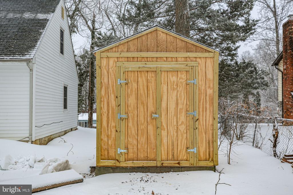 323 BURMAN LN, FREDERICKSBURG, Virginia 22407, 3 Bedrooms Bedrooms, ,2 BathroomsBathrooms,Residential,323 BURMAN LN,VASP2039006 MLS # VASP2039006