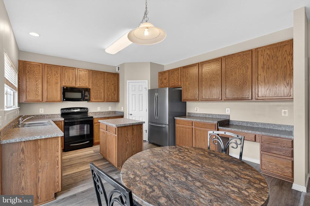 2013 GOLD FINCH DR, CULPEPER, Virginia 22701, 4 Bedrooms Bedrooms, ,3 BathroomsBathrooms,Residential,2013 GOLD FINCH DR,VACU2012646 MLS # VACU2012646