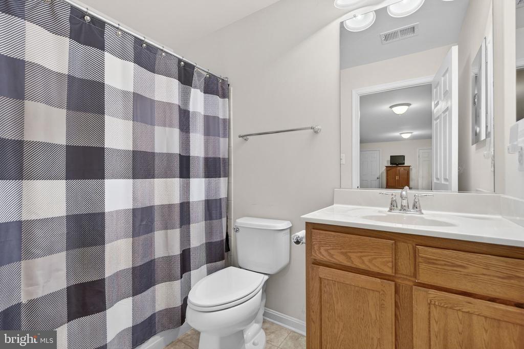 2013 GOLD FINCH DR, CULPEPER, Virginia 22701, 4 Bedrooms Bedrooms, ,3 BathroomsBathrooms,Residential,2013 GOLD FINCH DR,VACU2012646 MLS # VACU2012646