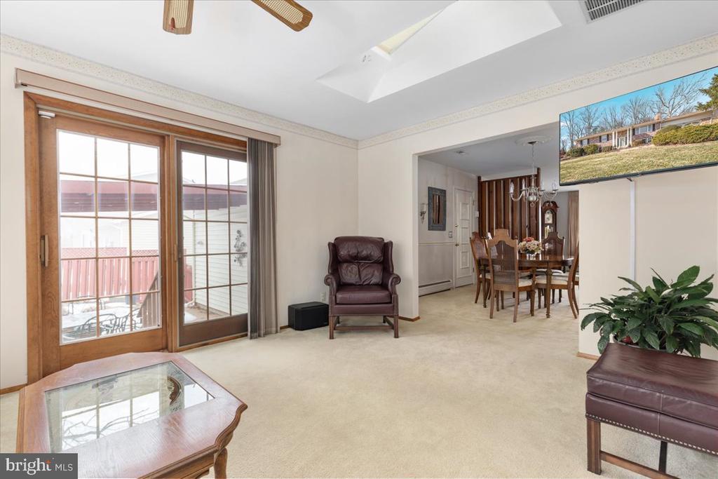 6670 KELLY RD, WARRENTON, Virginia, 5 Bedrooms Bedrooms, ,3 BathroomsBathrooms,Residential,6670 KELLY RD,VAFQ2020534 MLS # VAFQ2020534