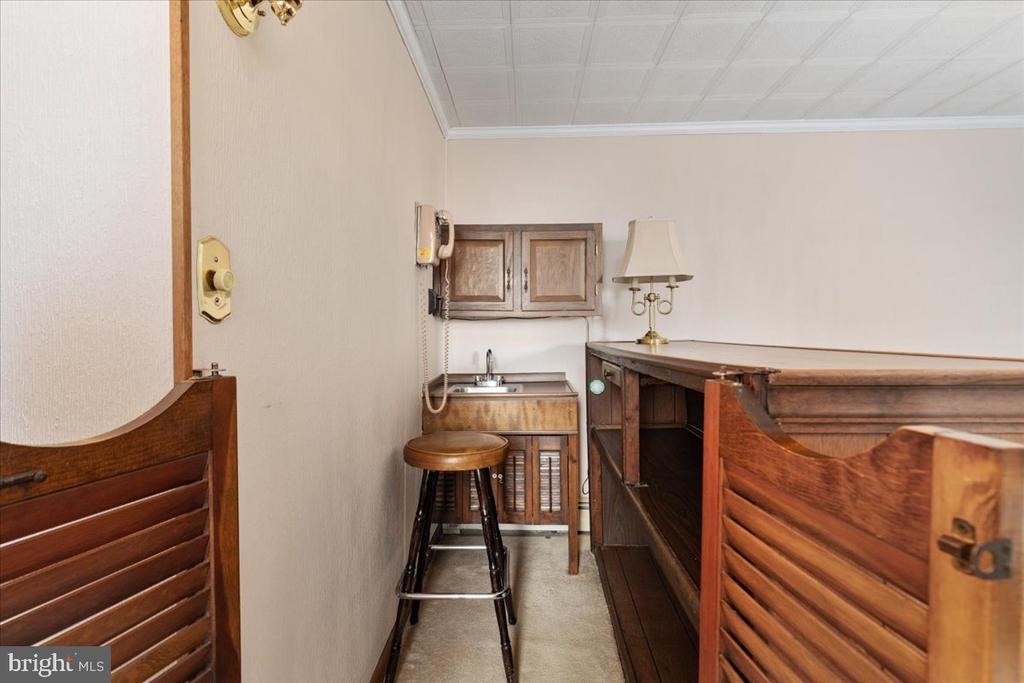 6670 KELLY RD, WARRENTON, Virginia, 5 Bedrooms Bedrooms, ,3 BathroomsBathrooms,Residential,6670 KELLY RD,VAFQ2020534 MLS # VAFQ2020534