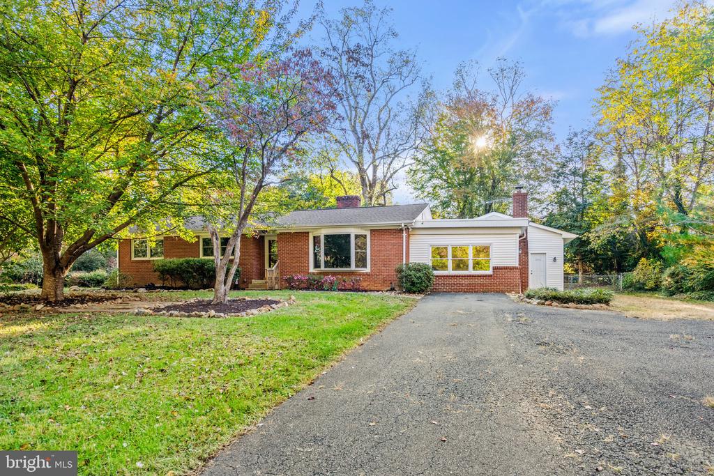 6741 MAXWELL AVE, WARRENTON, Virginia, 3 Bedrooms Bedrooms, ,2 BathroomsBathrooms,Residential,6741 MAXWELL AVE,VAFQ2020596 MLS # VAFQ2020596