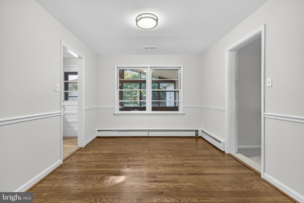 6741 MAXWELL AVE, WARRENTON, Virginia, 3 Bedrooms Bedrooms, ,2 BathroomsBathrooms,Residential,6741 MAXWELL AVE,VAFQ2020596 MLS # VAFQ2020596