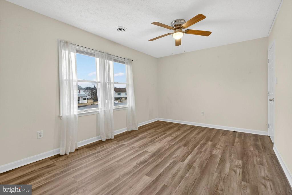 1524 KESTRAL CT, CULPEPER, Virginia 22701, 3 Bedrooms Bedrooms, ,2 BathroomsBathrooms,Residential,1524 KESTRAL CT,VACU2012692 MLS # VACU2012692