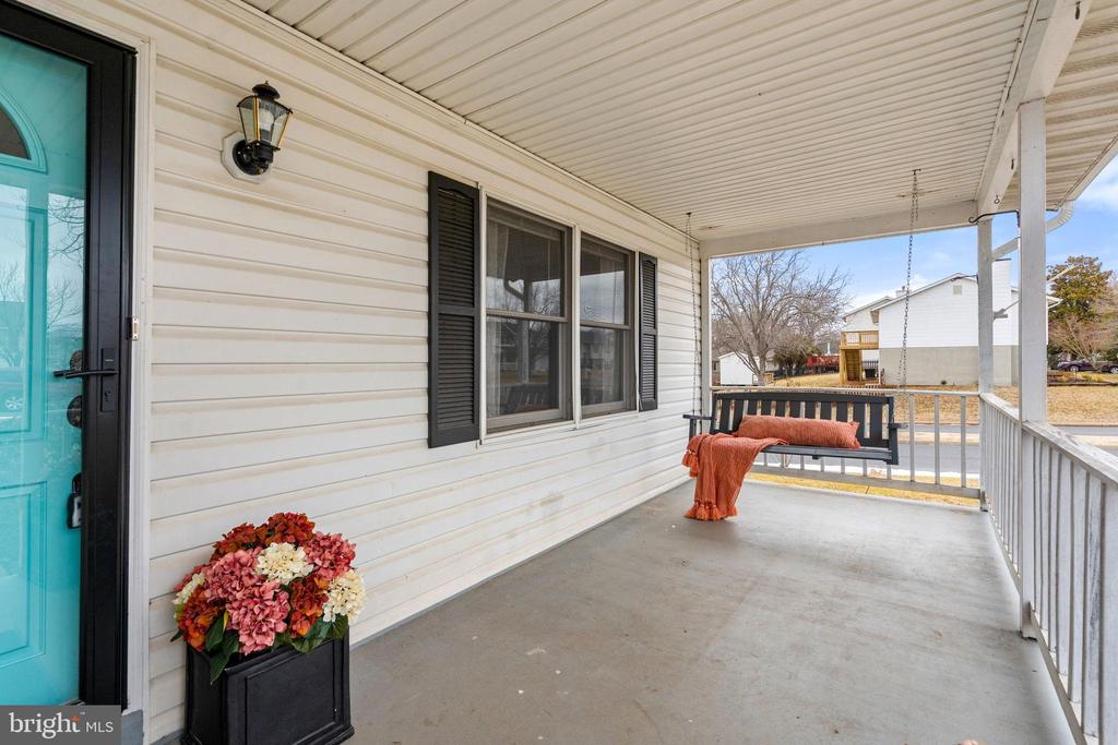 1524 KESTRAL CT, CULPEPER, Virginia 22701, 3 Bedrooms Bedrooms, ,2 BathroomsBathrooms,Residential,1524 KESTRAL CT,VACU2012692 MLS # VACU2012692