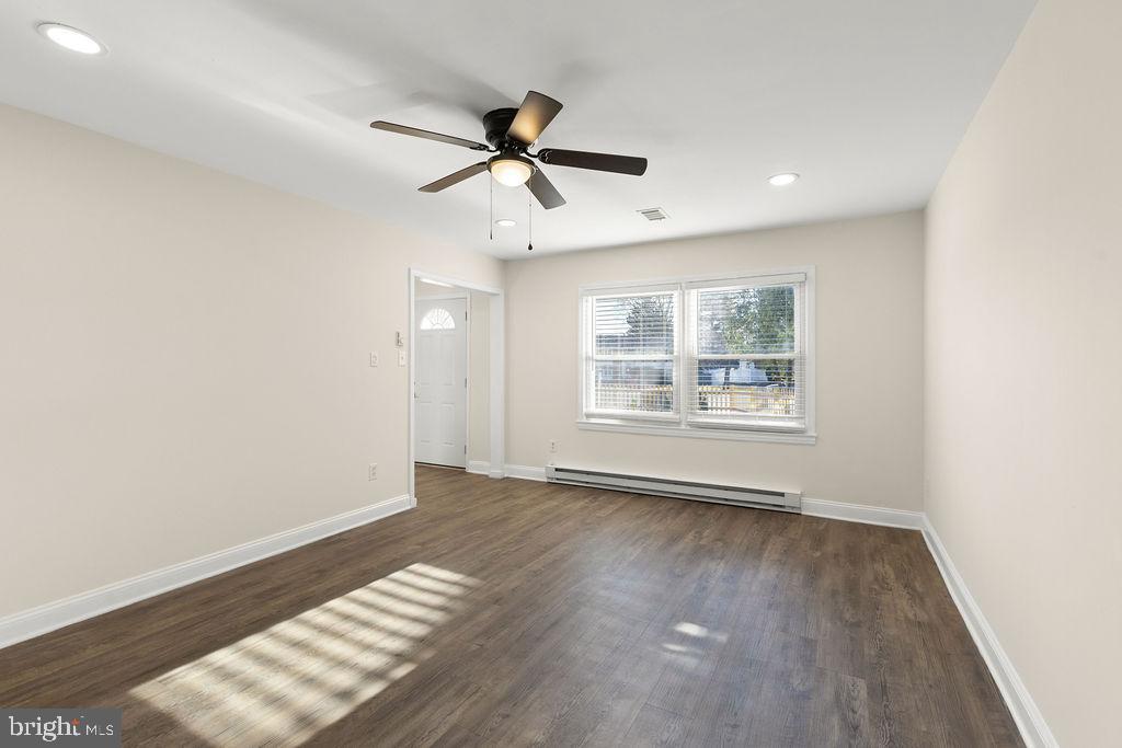 503 S MAPLE CT, STERLING, Virginia 20164, 4 Bedrooms Bedrooms, ,2 BathroomsBathrooms,Residential,For sale,503 S MAPLE CT,VALO2110996 MLS # VALO2110996 503 S MAPLE CT, STERLING, Virginia 20164, 4 Bedrooms Bedrooms, ,2 BathroomsBathrooms,Residential,For sale,503 S MAPLE CT,VALO2110996 MLS # VALO2110996