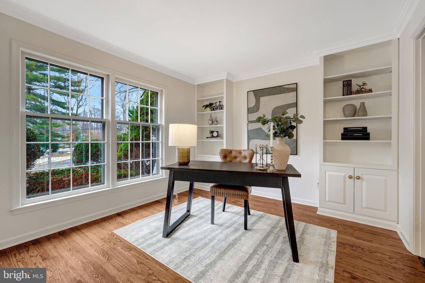 8801 LYNNHURST DR, FAIRFAX, Virginia 22031, 5 Bedrooms Bedrooms, 16 Rooms Rooms,3 BathroomsBathrooms,Residential,For sale,8801 LYNNHURST DR,VAFX2279422 MLS # VAFX2279422