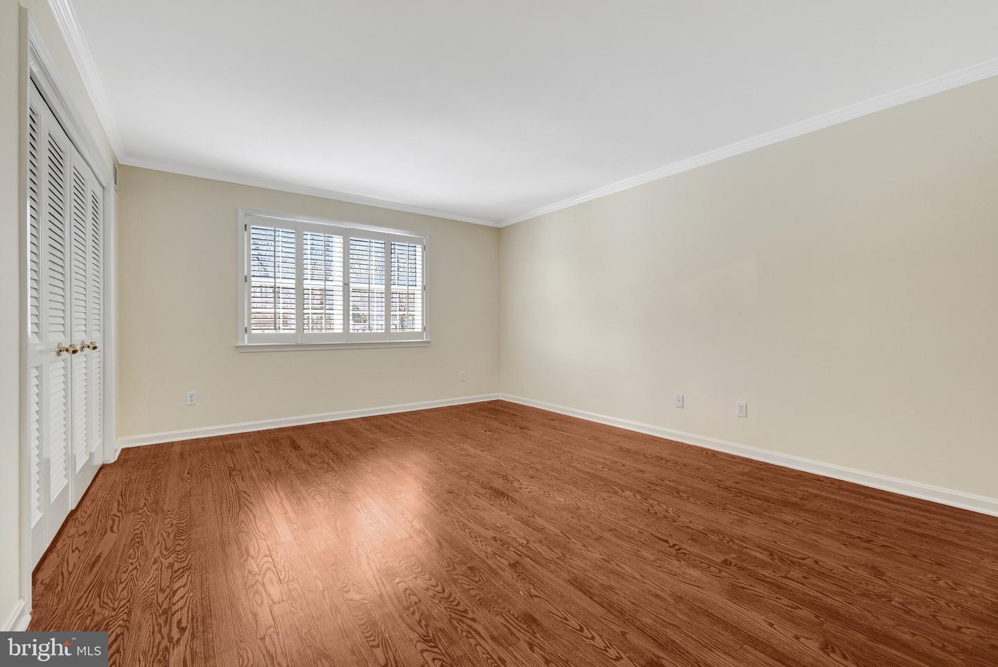 8801 LYNNHURST DR, FAIRFAX, Virginia 22031, 5 Bedrooms Bedrooms, 16 Rooms Rooms,3 BathroomsBathrooms,Residential,For sale,8801 LYNNHURST DR,VAFX2279422 MLS # VAFX2279422