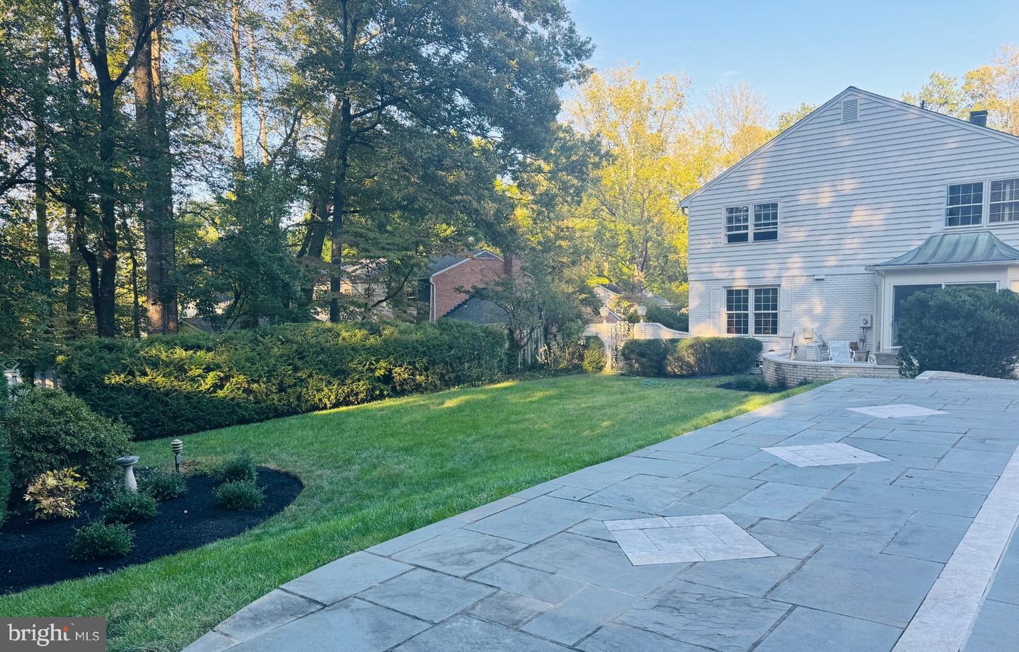 8801 LYNNHURST DR, FAIRFAX, Virginia 22031, 5 Bedrooms Bedrooms, 16 Rooms Rooms,3 BathroomsBathrooms,Residential,For sale,8801 LYNNHURST DR,VAFX2279422 MLS # VAFX2279422