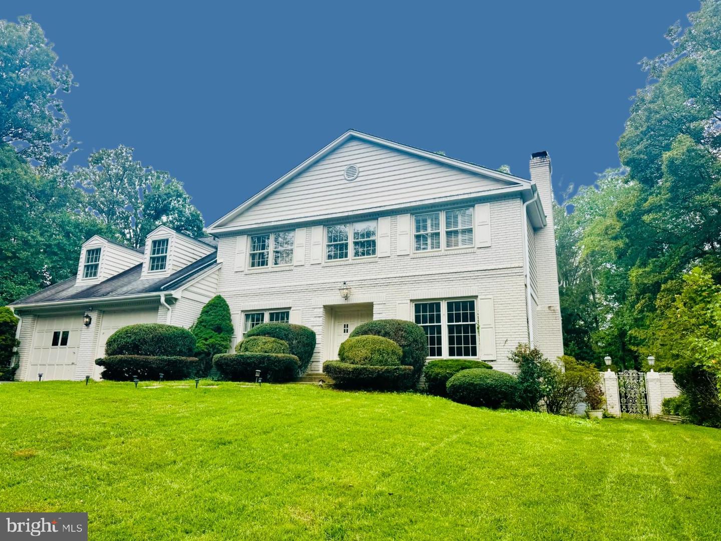 8801 LYNNHURST DR, FAIRFAX, Virginia 22031, 5 Bedrooms Bedrooms, 16 Rooms Rooms,3 BathroomsBathrooms,Residential,For sale,8801 LYNNHURST DR,VAFX2279422 MLS # VAFX2279422