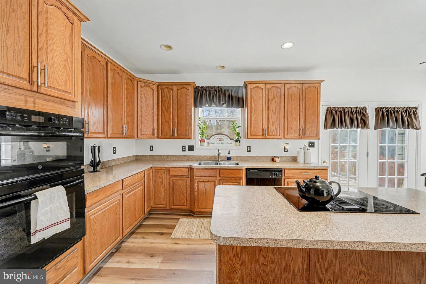 51 WOODLEIGH LN, STAFFORD, Virginia 22556, 5 Bedrooms Bedrooms, ,3 BathroomsBathrooms,Residential,For sale,51 WOODLEIGH LN,VAST2044480 MLS # VAST2044480