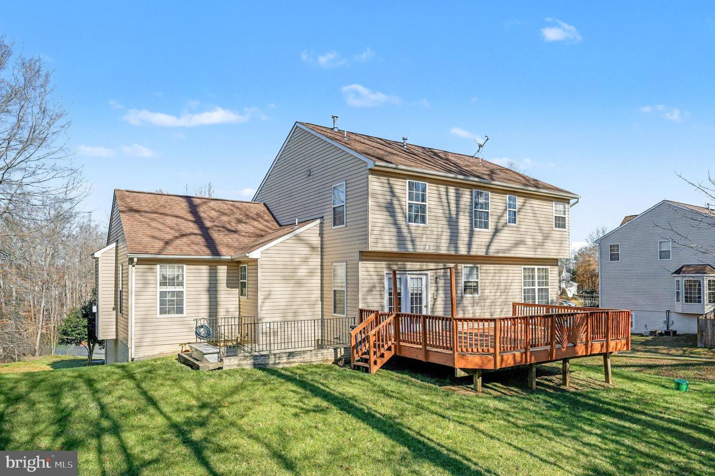 51 WOODLEIGH LN, STAFFORD, Virginia 22556, 5 Bedrooms Bedrooms, ,3 BathroomsBathrooms,Residential,For sale,51 WOODLEIGH LN,VAST2044480 MLS # VAST2044480