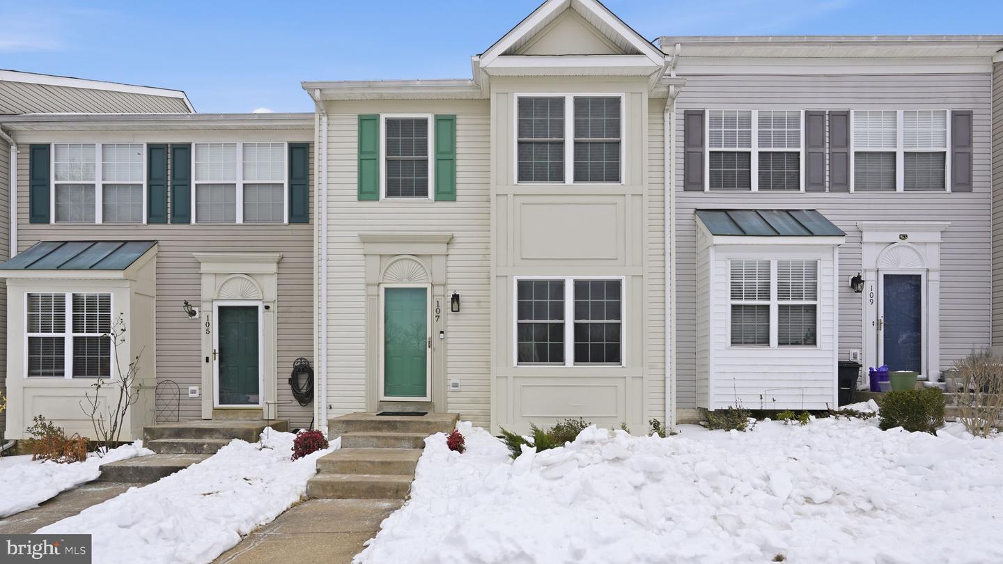 107 STERLING CT, STAFFORD, Virginia 22554, 3 Bedrooms Bedrooms, ,3 BathroomsBathrooms,Residential,For sale,107 STERLING CT,VAST2044602 MLS # VAST2044602