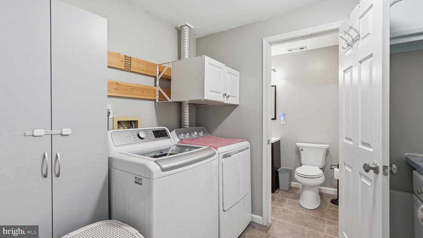 107 STERLING CT, STAFFORD, Virginia 22554, 3 Bedrooms Bedrooms, ,3 BathroomsBathrooms,Residential,For sale,107 STERLING CT,VAST2044602 MLS # VAST2044602