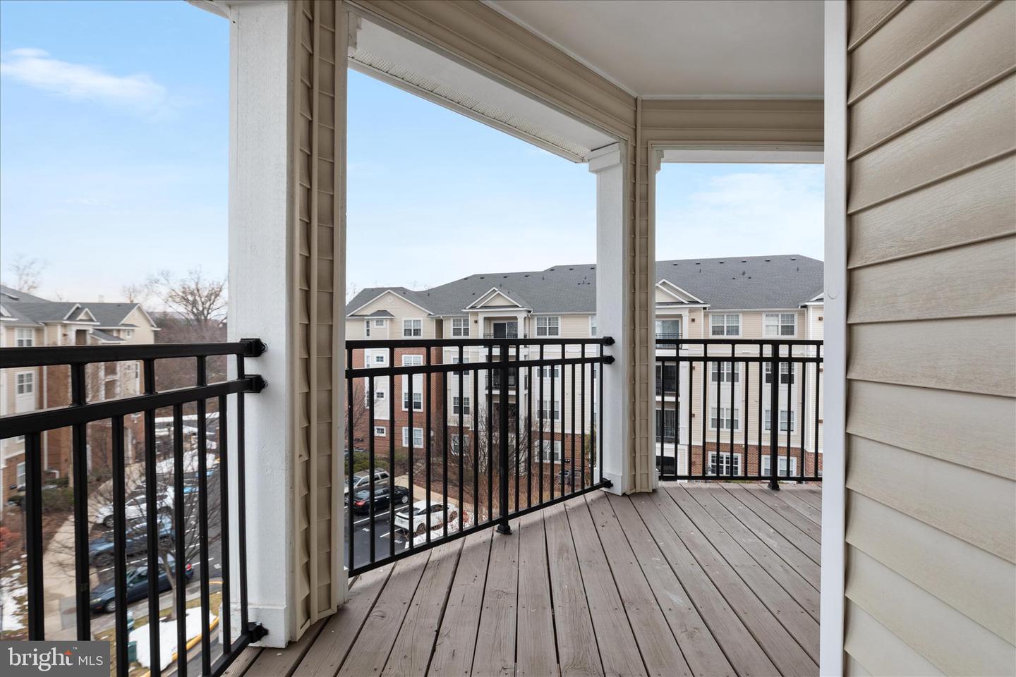 12933 CENTRE PARK CIR #406, HERNDON, Virginia 20171, 1 Bedroom Bedrooms, ,1 BathroomBathrooms,Residential,For sale,12933 CENTRE PARK CIR #406,VAFX2282732 MLS # VAFX2282732