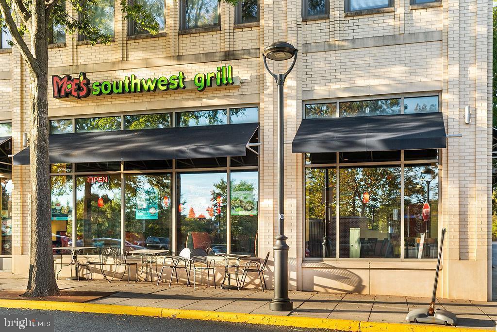 12933 CENTRE PARK CIR #406, HERNDON, Virginia 20171, 1 Bedroom Bedrooms, ,1 BathroomBathrooms,Residential,For sale,12933 CENTRE PARK CIR #406,VAFX2282732 MLS # VAFX2282732