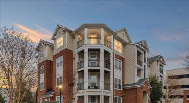 12933 CENTRE PARK CIR #406, HERNDON, Virginia 20171, 1 Bedroom Bedrooms, ,1 BathroomBathrooms,Residential,For sale,12933 CENTRE PARK CIR #406,VAFX2282732 MLS # VAFX2282732