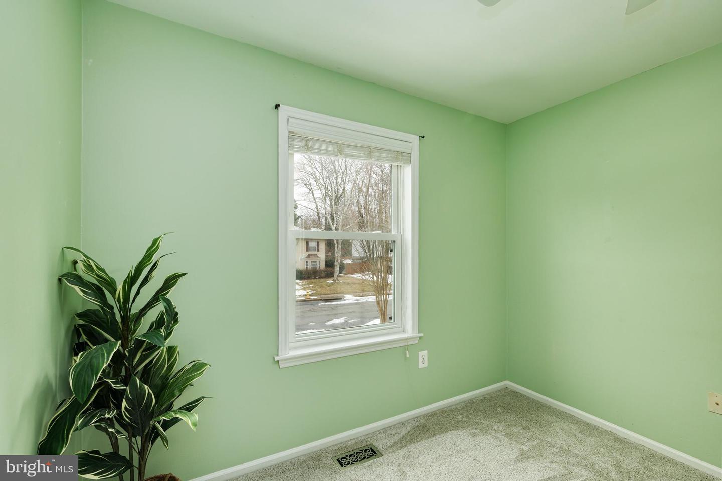 4073 TARPON LN, WOODBRIDGE, Virginia 22193, 3 Bedrooms Bedrooms, ,2 BathroomsBathrooms,Residential,For sale,4073 TARPON LN,VAPW2109272 MLS # VAPW2109272