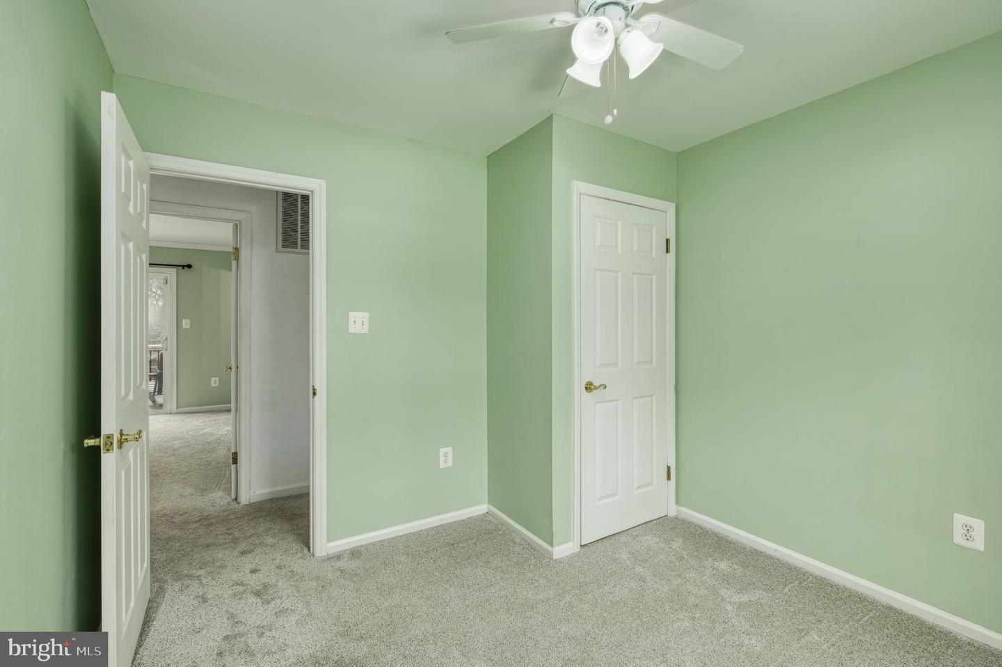 4073 TARPON LN, WOODBRIDGE, Virginia 22193, 3 Bedrooms Bedrooms, ,2 BathroomsBathrooms,Residential,For sale,4073 TARPON LN,VAPW2109272 MLS # VAPW2109272