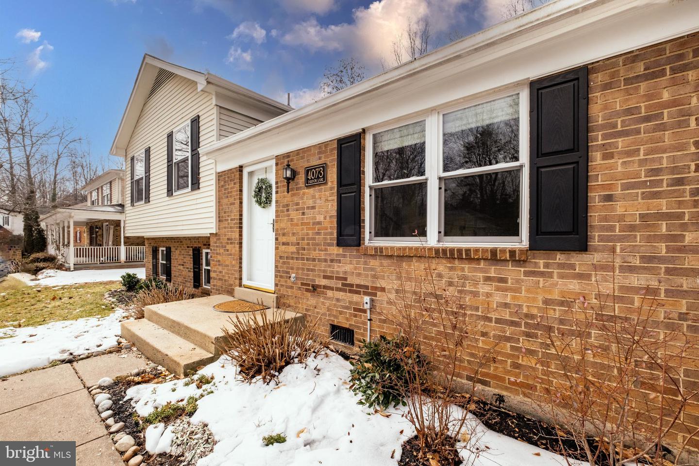 4073 TARPON LN, WOODBRIDGE, Virginia 22193, 3 Bedrooms Bedrooms, ,2 BathroomsBathrooms,Residential,For sale,4073 TARPON LN,VAPW2109272 MLS # VAPW2109272