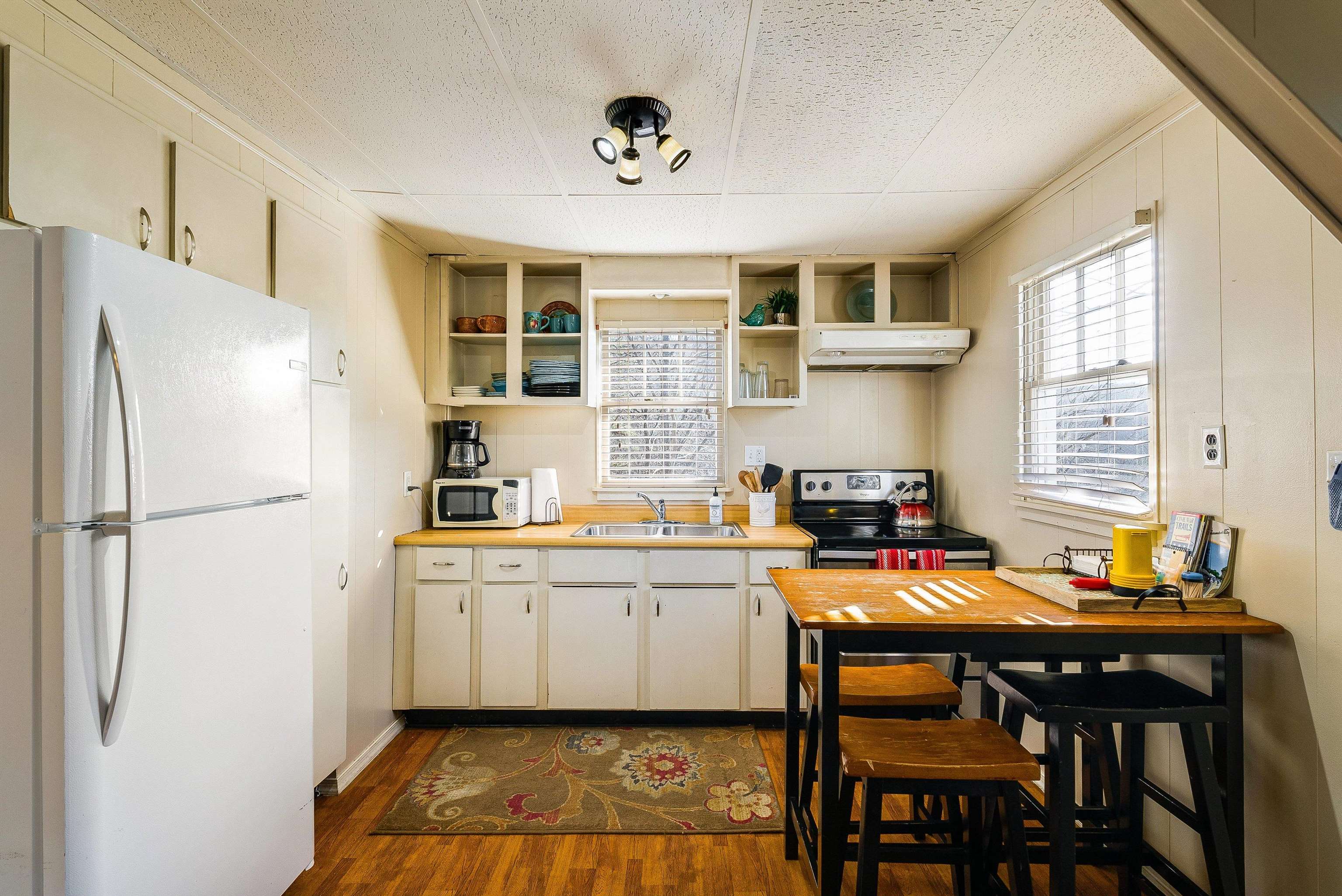 755 WILDWOOD LN, SHENANDOAH, Virginia 22849, 1 Bedroom Bedrooms, ,1 BathroomBathrooms,Residential,755 WILDWOOD LN,672071 MLS # 672071