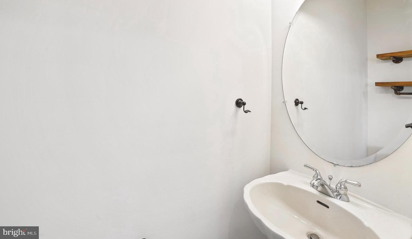 3004 CAHILL ST, FREDERICKSBURG, Virginia 22408, 4 Bedrooms Bedrooms, 9 Rooms Rooms,2 BathroomsBathrooms,Residential,For sale,3004 CAHILL ST,VASP2038236 MLS # VASP2038236