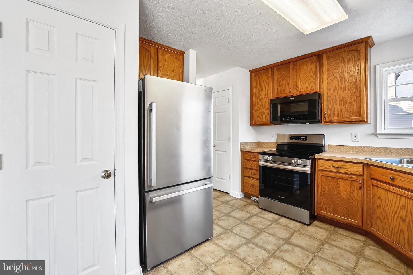 3004 CAHILL ST, FREDERICKSBURG, Virginia 22408, 4 Bedrooms Bedrooms, 9 Rooms Rooms,2 BathroomsBathrooms,Residential,For sale,3004 CAHILL ST,VASP2038236 MLS # VASP2038236