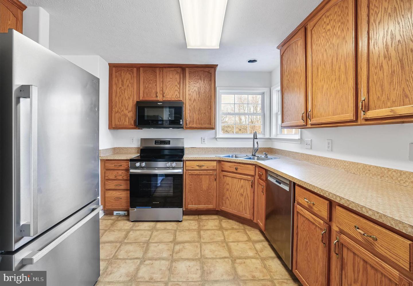 3004 CAHILL ST, FREDERICKSBURG, Virginia 22408, 4 Bedrooms Bedrooms, 9 Rooms Rooms,2 BathroomsBathrooms,Residential,For sale,3004 CAHILL ST,VASP2038236 MLS # VASP2038236