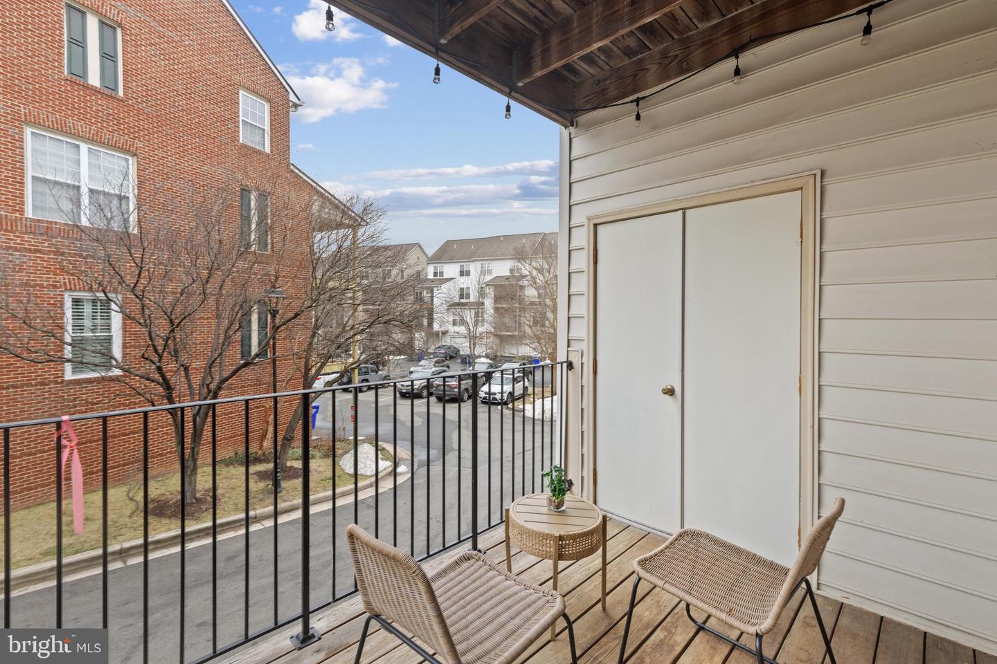 1613 POTOMAC GREENS DR #A, ALEXANDRIA, Virginia 22314, 2 Bedrooms Bedrooms, ,2 BathroomsBathrooms,Residential,For sale,1613 POTOMAC GREENS DR #A,VAAX2052606 MLS # VAAX2052606