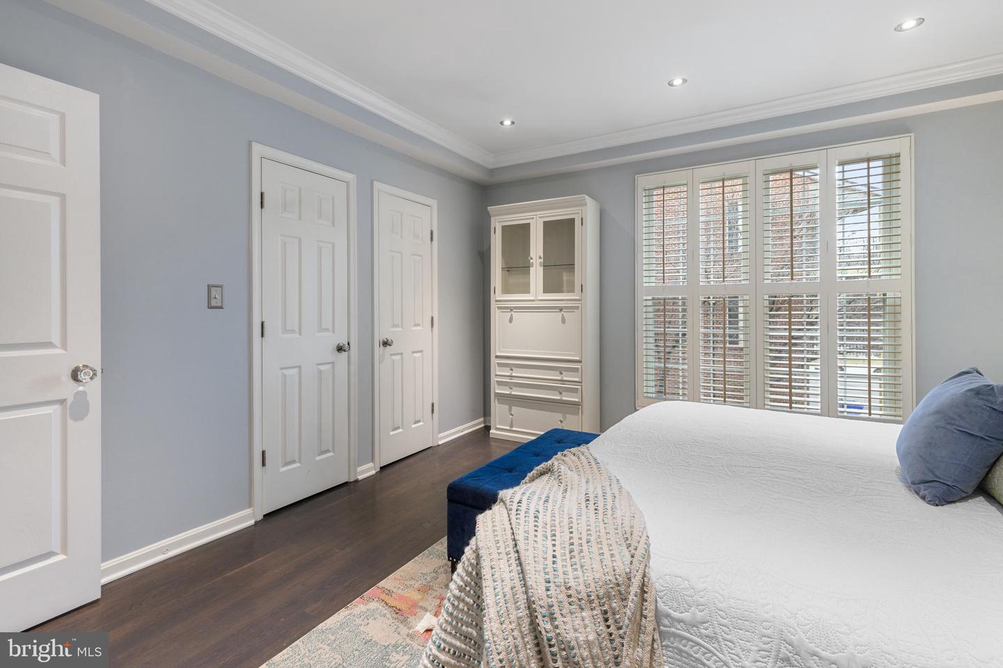 1613 POTOMAC GREENS DR #A, ALEXANDRIA, Virginia 22314, 2 Bedrooms Bedrooms, ,2 BathroomsBathrooms,Residential,For sale,1613 POTOMAC GREENS DR #A,VAAX2052606 MLS # VAAX2052606