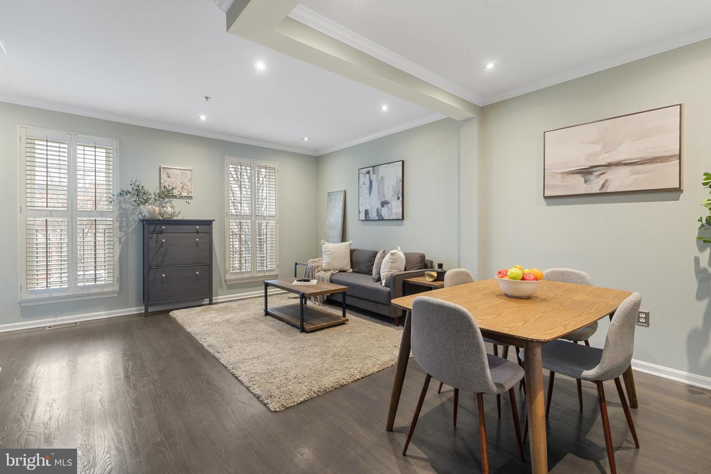 1613 POTOMAC GREENS DR #A, ALEXANDRIA, Virginia 22314, 2 Bedrooms Bedrooms, ,2 BathroomsBathrooms,Residential,For sale,1613 POTOMAC GREENS DR #A,VAAX2052606 MLS # VAAX2052606