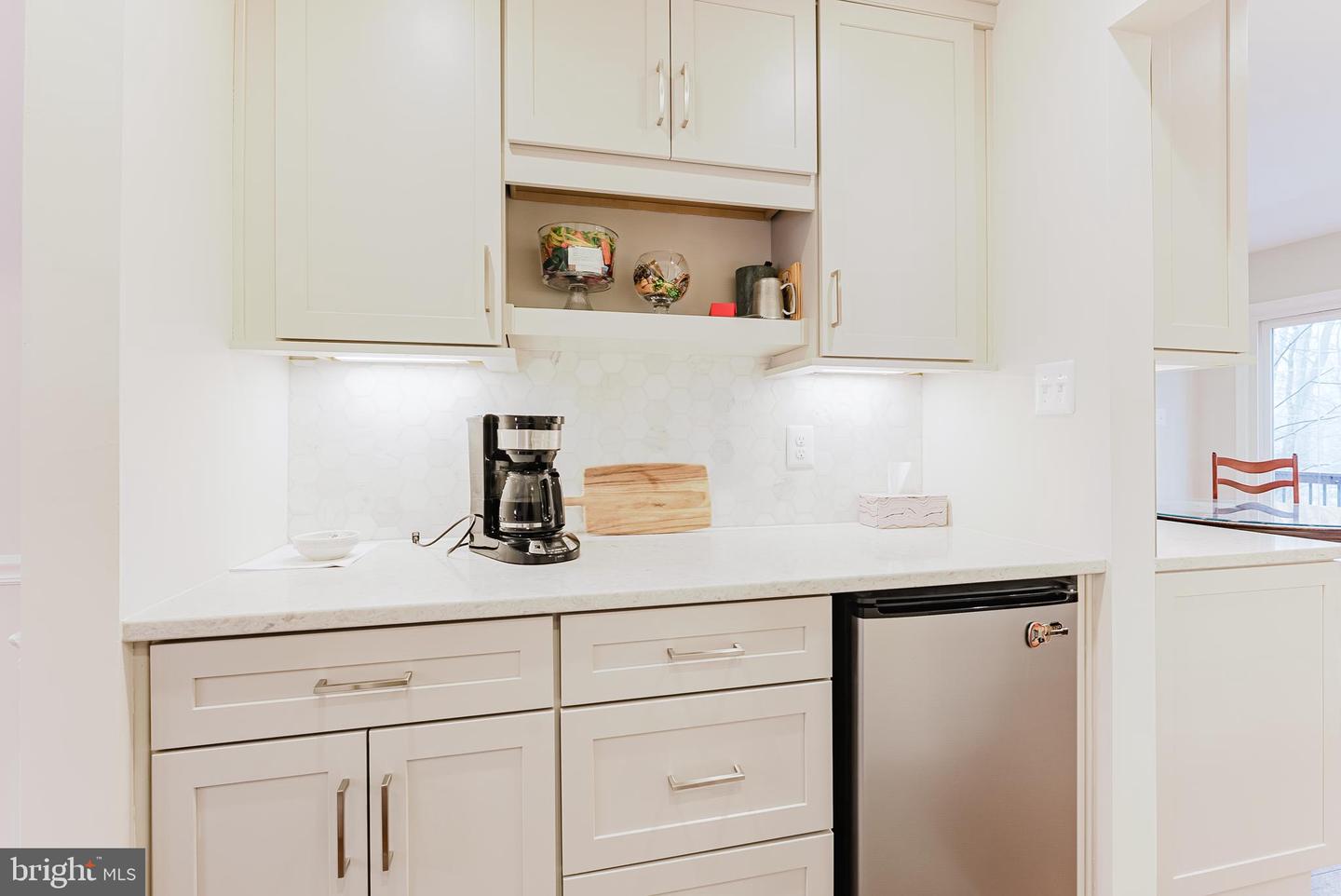 11410 OCTAGON CT, FAIRFAX, Virginia 22030, 5 Bedrooms Bedrooms, ,2 BathroomsBathrooms,Residential,For sale,11410 OCTAGON CT,VAFX2283210 MLS # VAFX2283210