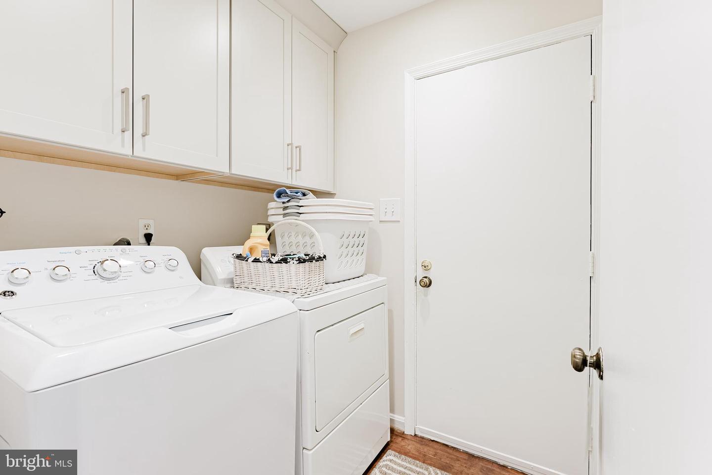 11410 OCTAGON CT, FAIRFAX, Virginia 22030, 5 Bedrooms Bedrooms, ,2 BathroomsBathrooms,Residential,For sale,11410 OCTAGON CT,VAFX2283210 MLS # VAFX2283210