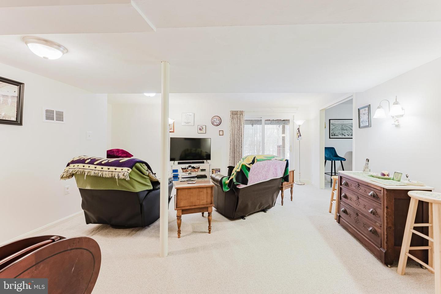 11410 OCTAGON CT, FAIRFAX, Virginia 22030, 5 Bedrooms Bedrooms, ,2 BathroomsBathrooms,Residential,For sale,11410 OCTAGON CT,VAFX2283210 MLS # VAFX2283210