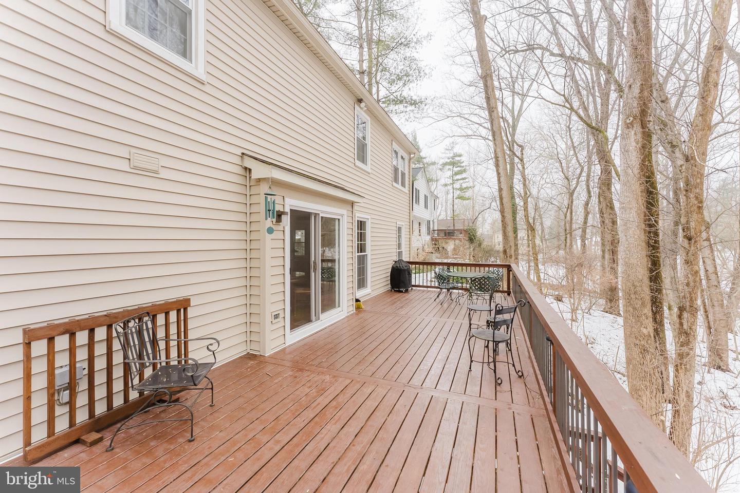 11410 OCTAGON CT, FAIRFAX, Virginia 22030, 5 Bedrooms Bedrooms, ,2 BathroomsBathrooms,Residential,For sale,11410 OCTAGON CT,VAFX2283210 MLS # VAFX2283210