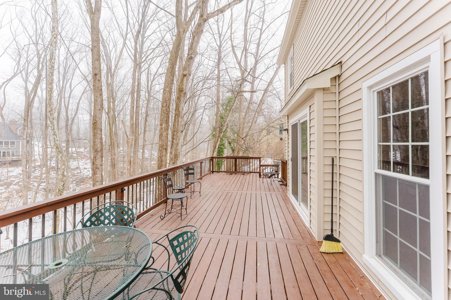 11410 OCTAGON CT, FAIRFAX, Virginia 22030, 5 Bedrooms Bedrooms, ,2 BathroomsBathrooms,Residential,For sale,11410 OCTAGON CT,VAFX2283210 MLS # VAFX2283210