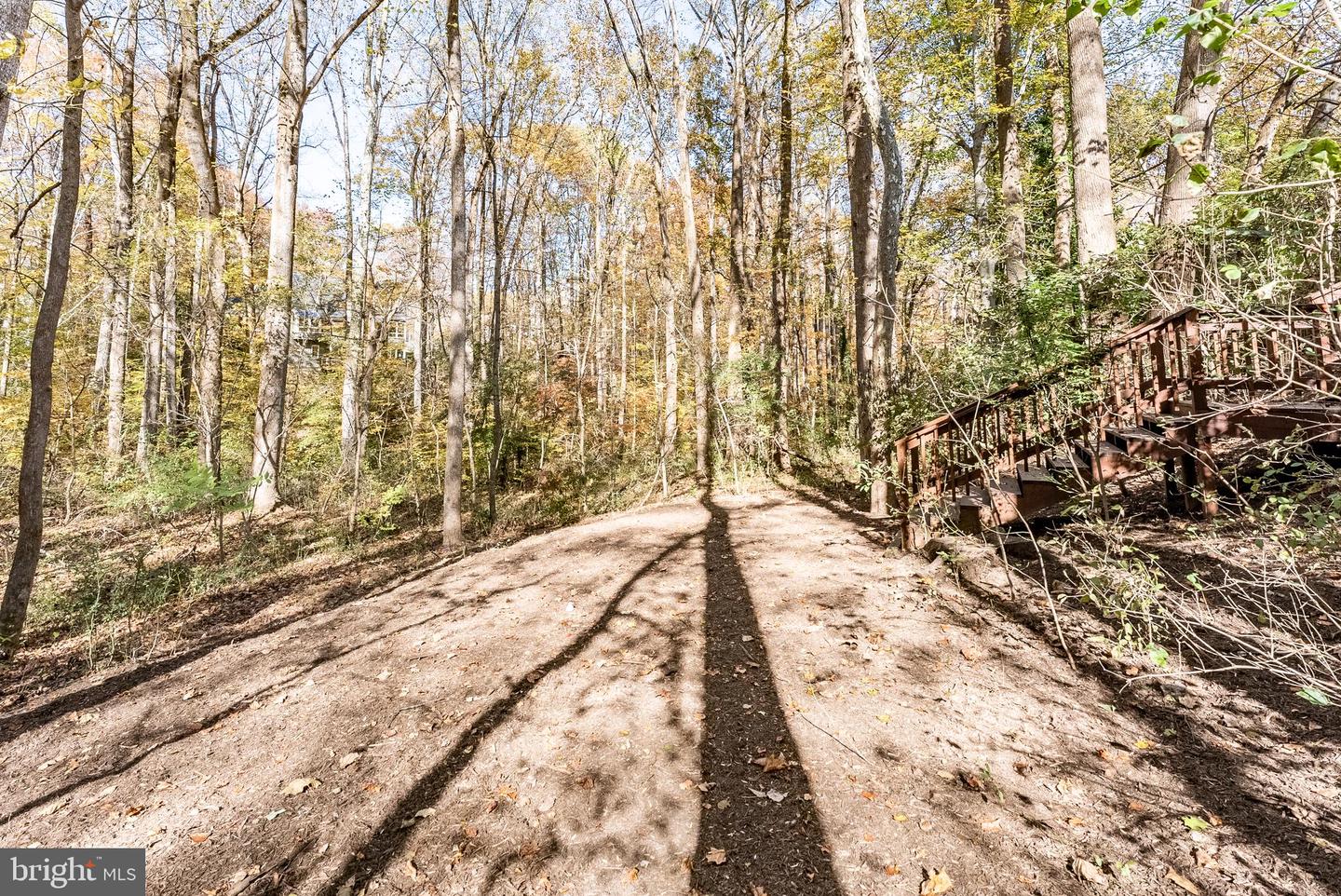 11410 OCTAGON CT, FAIRFAX, Virginia 22030, 5 Bedrooms Bedrooms, ,2 BathroomsBathrooms,Residential,For sale,11410 OCTAGON CT,VAFX2283210 MLS # VAFX2283210