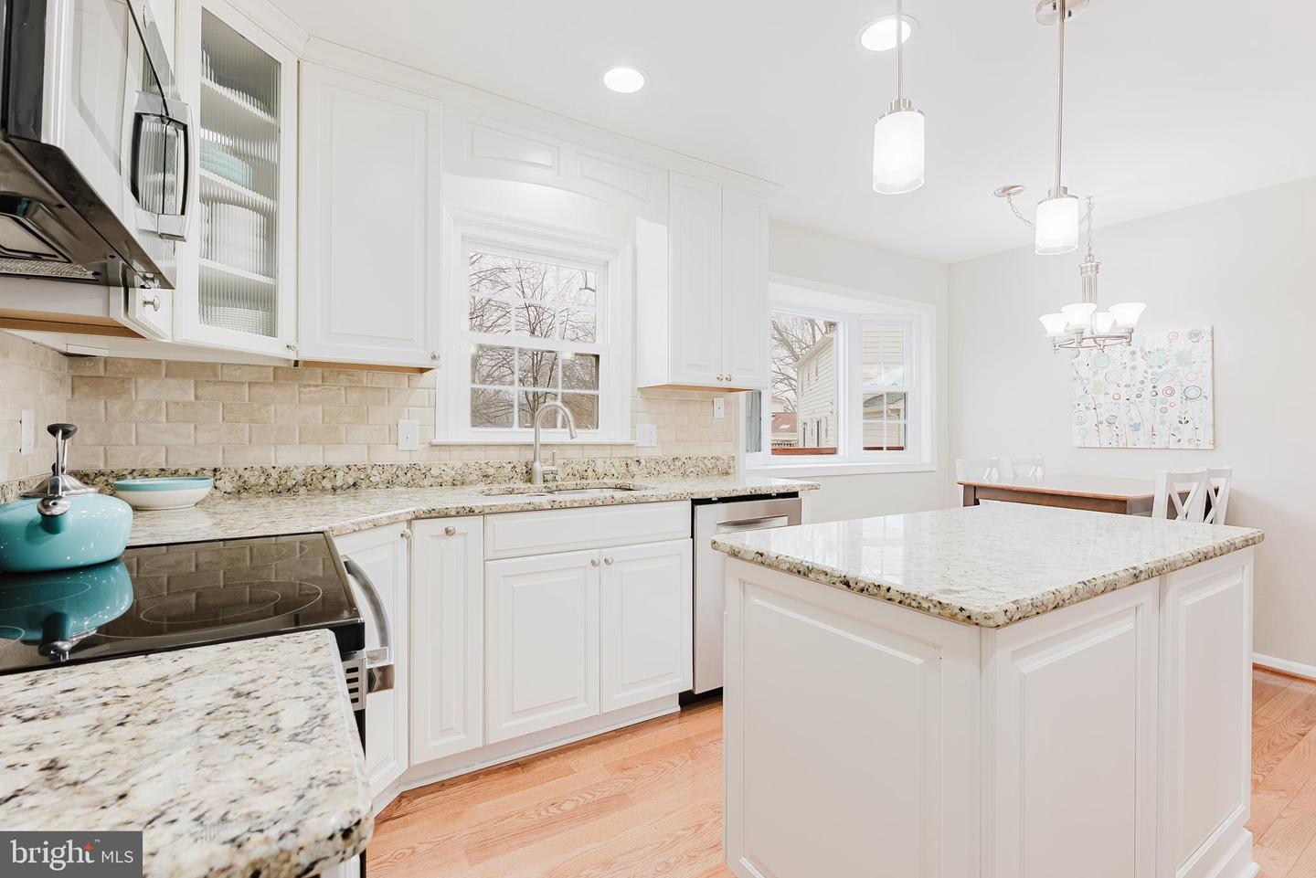 7200 DUCK CT, SPRINGFIELD, Virginia 22152, 4 Bedrooms Bedrooms, ,2 BathroomsBathrooms,Residential,For sale,7200 DUCK CT,VAFX2283348 MLS # VAFX2283348