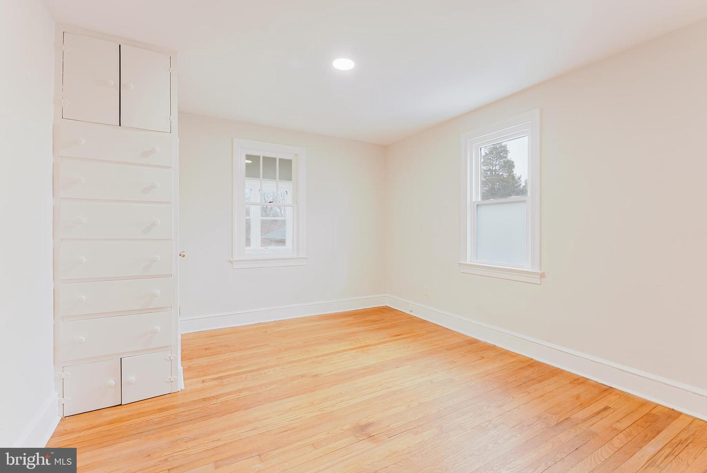 8538 WOODLAWN CT, ALEXANDRIA, Virginia 22309, 3 Bedrooms Bedrooms, ,1 BathroomBathrooms,Residential,For sale,8538 WOODLAWN CT,VAFX2283368 MLS # VAFX2283368