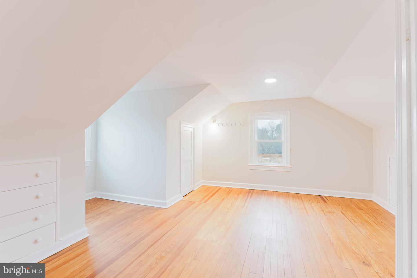 8538 WOODLAWN CT, ALEXANDRIA, Virginia 22309, 3 Bedrooms Bedrooms, ,1 BathroomBathrooms,Residential,For sale,8538 WOODLAWN CT,VAFX2283368 MLS # VAFX2283368