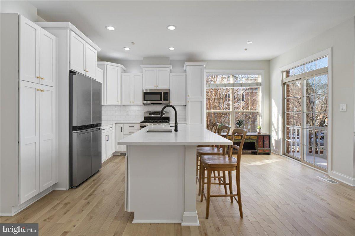 435 N GEORGE MASON DR, ARLINGTON, Virginia 22203, 4 Bedrooms Bedrooms, ,4 BathroomsBathrooms,Residential,For sale,435 N GEORGE MASON DR,VAAR2067368 MLS # VAAR2067368 435 N GEORGE MASON DR, ARLINGTON, Virginia 22203, 4 Bedrooms Bedrooms, ,4 BathroomsBathrooms,Residential,For sale,435 N GEORGE MASON DR,VAAR2067368 MLS # VAAR2067368