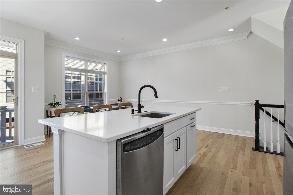 435 N GEORGE MASON DR, ARLINGTON, Virginia 22203, 4 Bedrooms Bedrooms, ,4 BathroomsBathrooms,Residential,For sale,435 N GEORGE MASON DR,VAAR2067368 MLS # VAAR2067368 435 N GEORGE MASON DR, ARLINGTON, Virginia 22203, 4 Bedrooms Bedrooms, ,4 BathroomsBathrooms,Residential,For sale,435 N GEORGE MASON DR,VAAR2067368 MLS # VAAR2067368