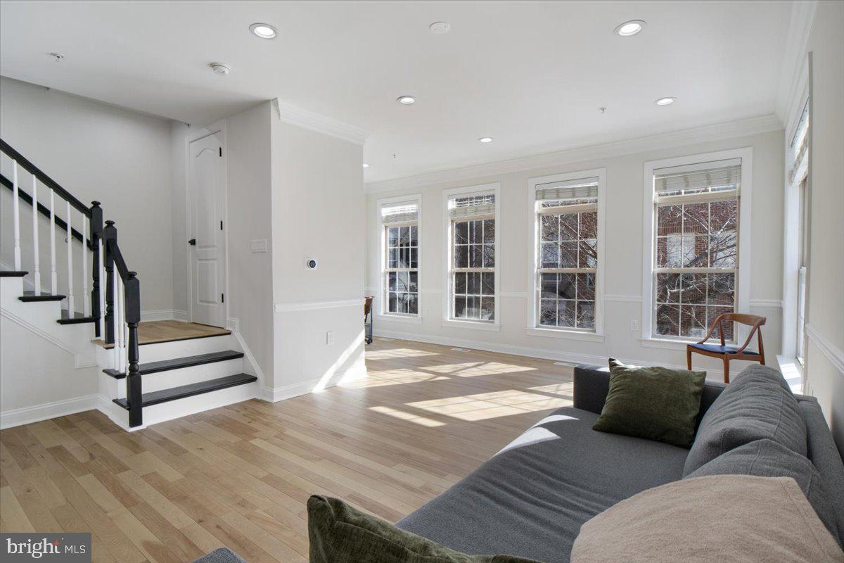 435 N GEORGE MASON DR, ARLINGTON, Virginia 22203, 4 Bedrooms Bedrooms, ,4 BathroomsBathrooms,Residential,For sale,435 N GEORGE MASON DR,VAAR2067368 MLS # VAAR2067368 435 N GEORGE MASON DR, ARLINGTON, Virginia 22203, 4 Bedrooms Bedrooms, ,4 BathroomsBathrooms,Residential,For sale,435 N GEORGE MASON DR,VAAR2067368 MLS # VAAR2067368